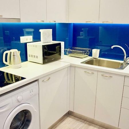 Modern & Central Apt In เอเธนส์ ภายนอก รูปภาพ