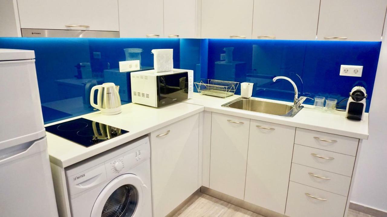 Modern & Central Apt In เอเธนส์ ภายนอก รูปภาพ