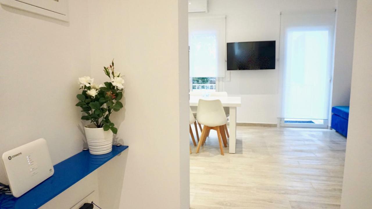 Modern & Central Apt In เอเธนส์ ภายนอก รูปภาพ